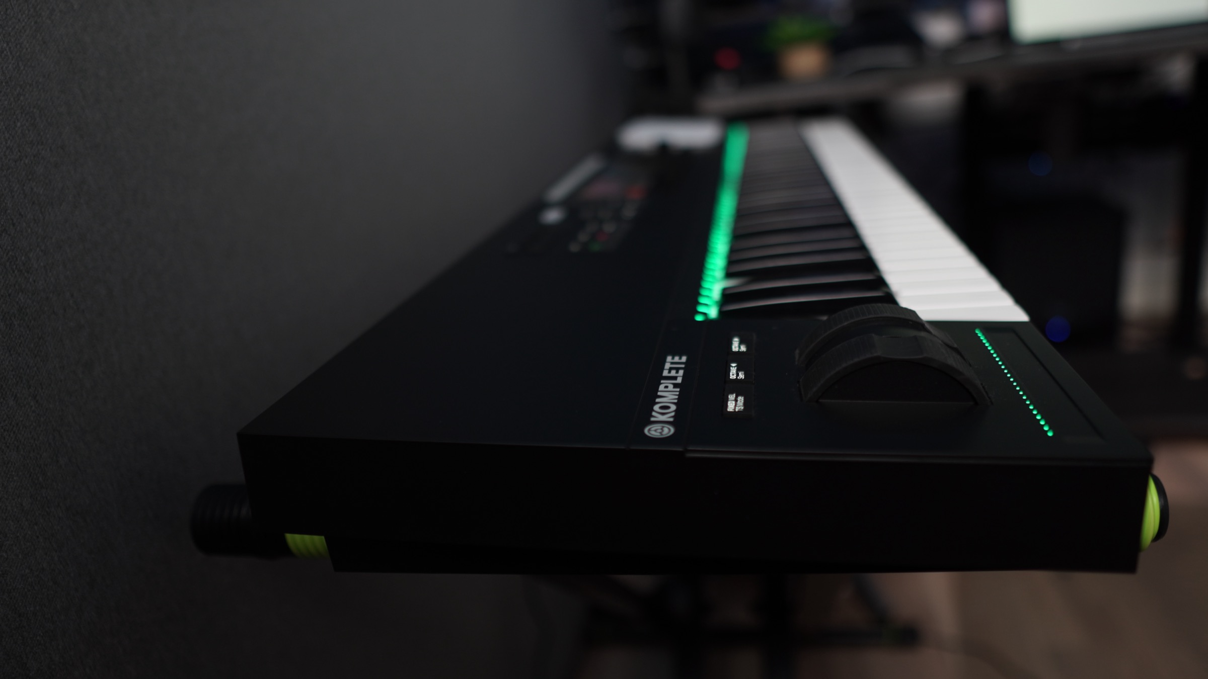 Komplete Kontrol S61 MKII